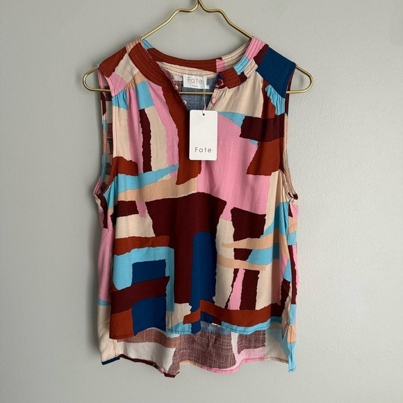 NWT Fate abstract sleeveless top pink multicolor size small - Picture 2 of 7